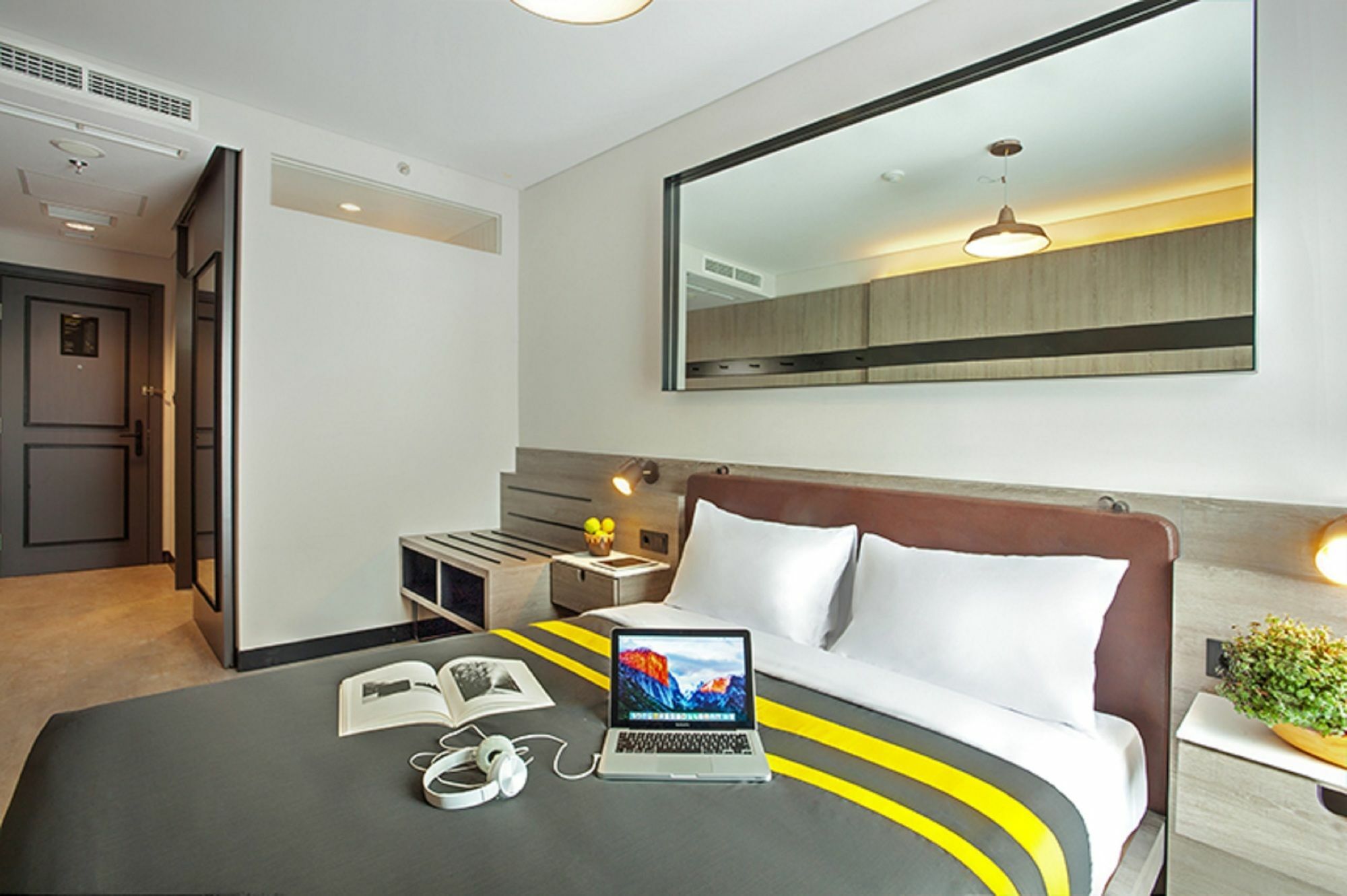 Rooms Inc Semarang Eksteriør billede